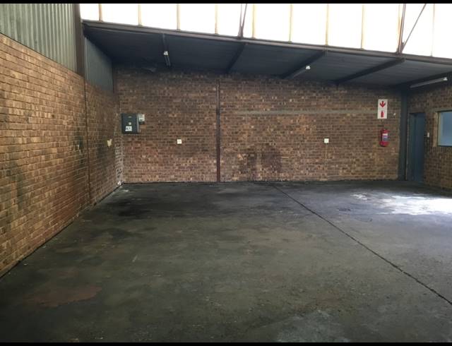 145M² MINI FACTORY TO LET IN WADEVILLE